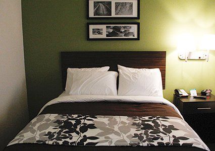 Sleep & - Scott 2* Fort Scott